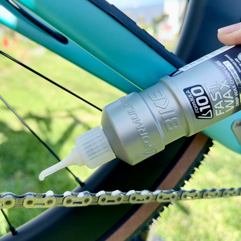 Formula 100 Fast Wax applied to a clean bicycle chain